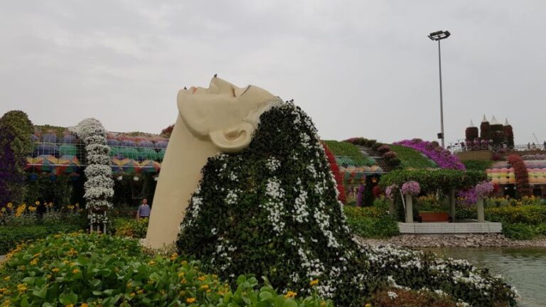 Miracle Garden - Dubai. 12 must see bucket list countries