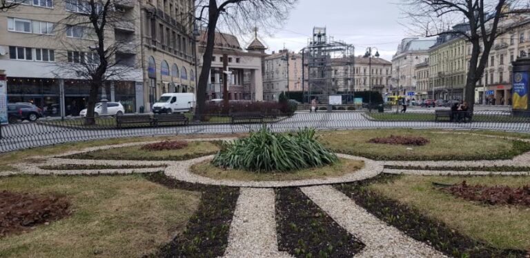 Prospekt Svobody - Freedom Avenue. Ukraine, the breadbasket of Europe