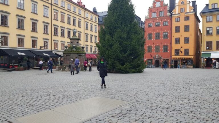 Stortorget. Sweden is a cold and cashless society.