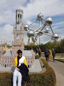 Black female caribbean traveller in Eroupe in Brussels - Belgium (feat. the Atomium))