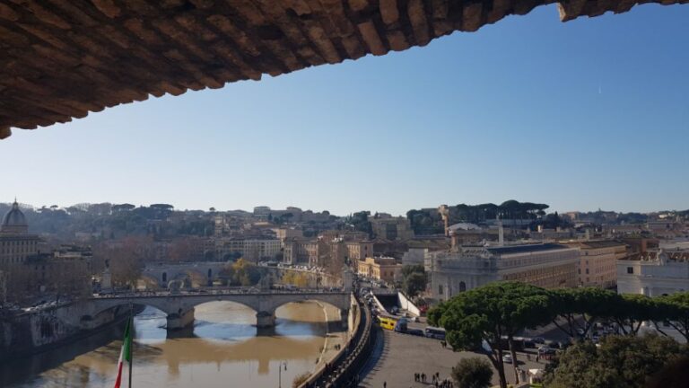 the Bridge of angels. Touched by an Angel or Ghost in the Vatican